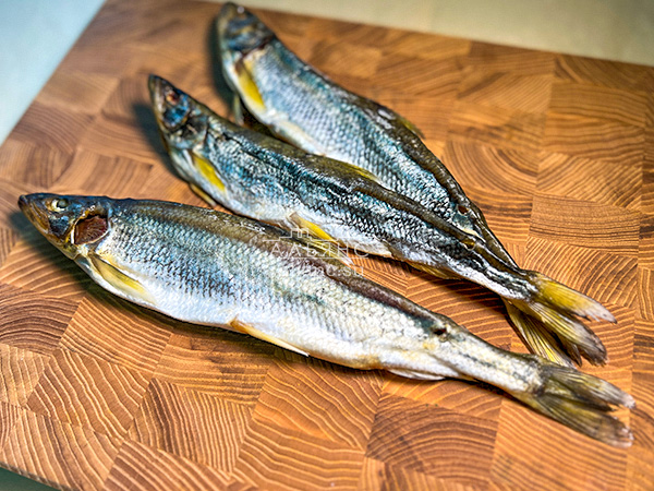 Корюшка без икры вяленая ГОСТ (крупная) в Петропавловске-Камчатском