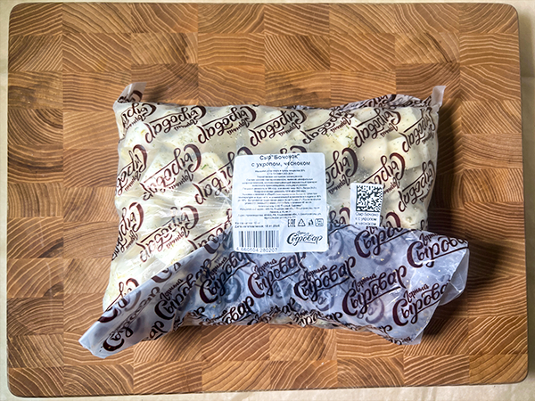 Сыр 1 кг ГОРНЫЙ СЫРОВАР (Бочонок с укропом и чесноком) в Петропавловске-Камчатском