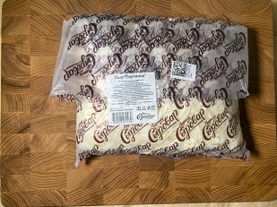 Сыр 60 гр ГОРНЫЙ СЫРОВАР (Бочонок копчёный): Сыр 1 кг ГОРНЫЙ СЫРОВАР (Паутинка)