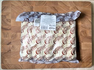 Снеки к пиву: Сыр 1 кг ГОРНЫЙ СЫРОВАР (Метёлка с укропом и чесноком)